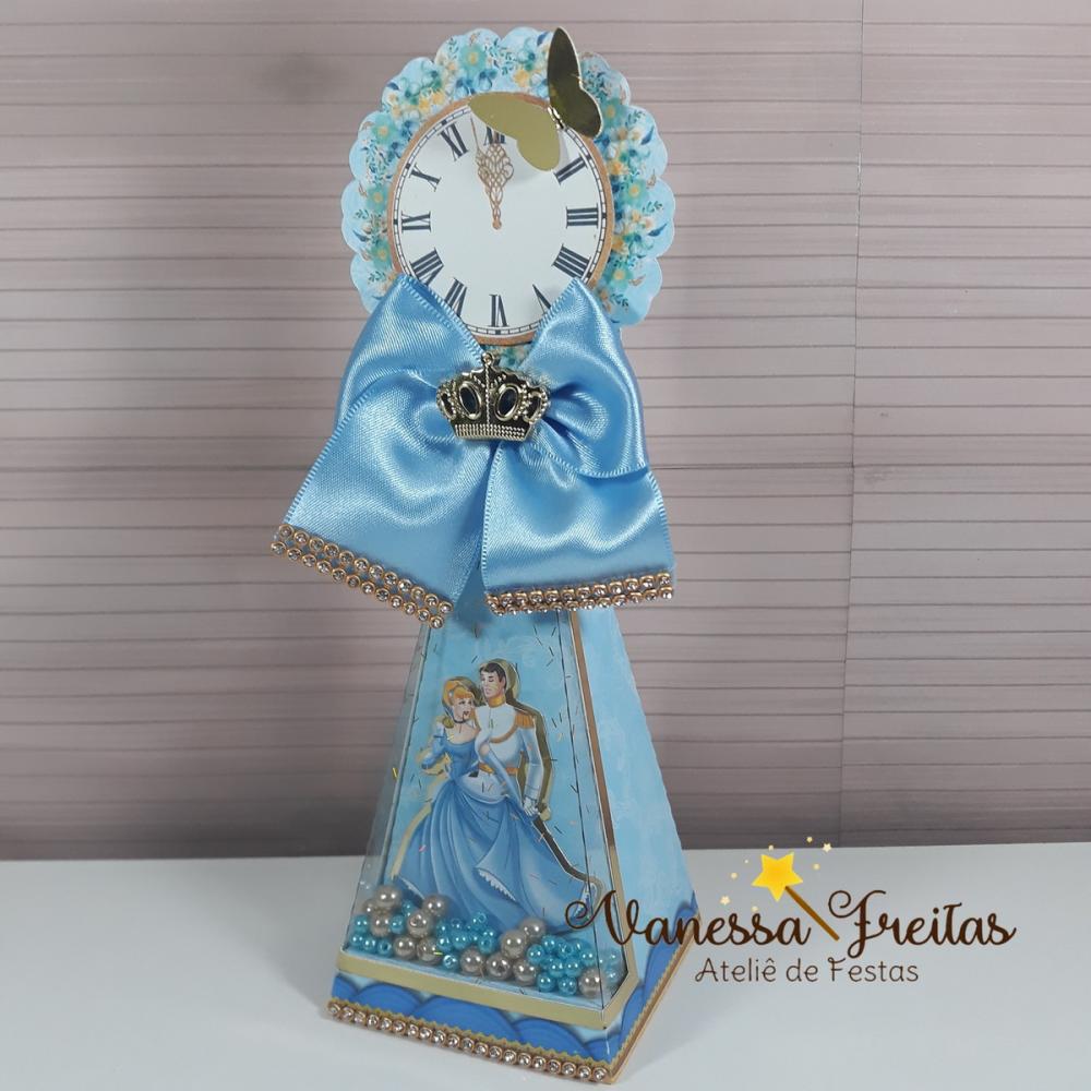 Caixa Pirâmide Vitrine com Shaker Cinderela