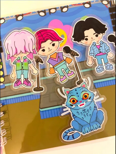 Livro interativo GUERREIRAS DO KPOP