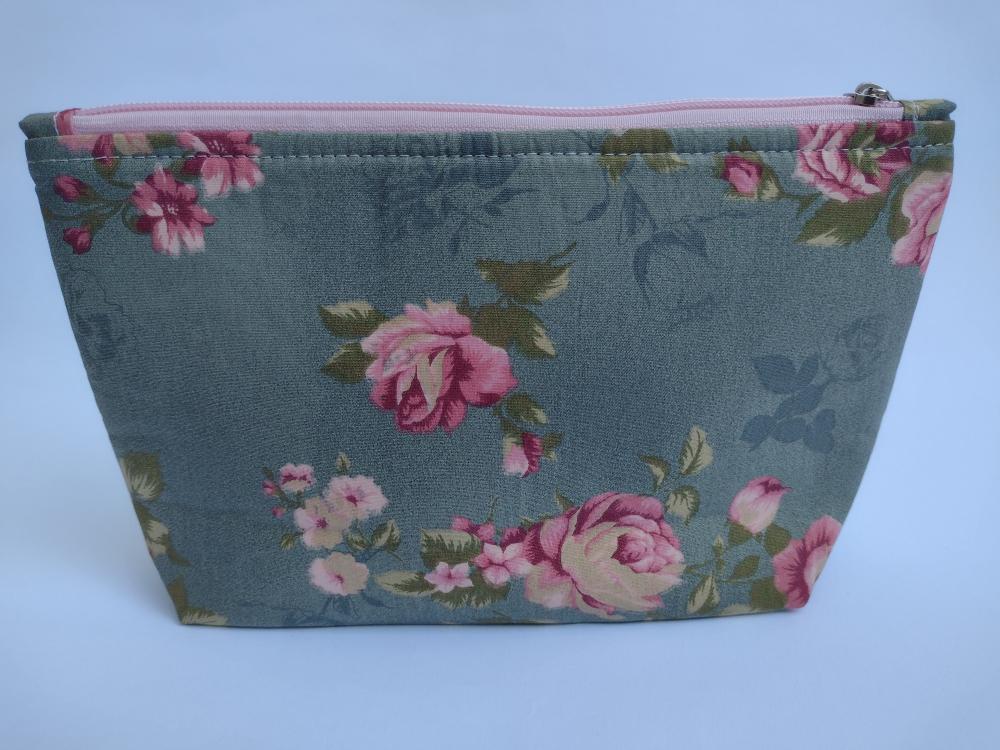Necessaire tecido