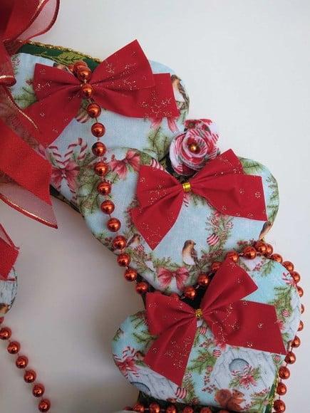Guirlanda de Natal Artesanal | Corações, Laços e Enfeites Nata