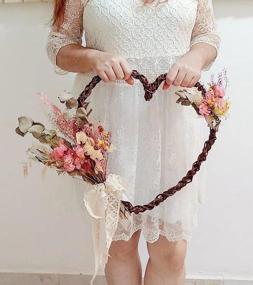 uirlanda Coração com Flores Secas | Decoração Artesanal