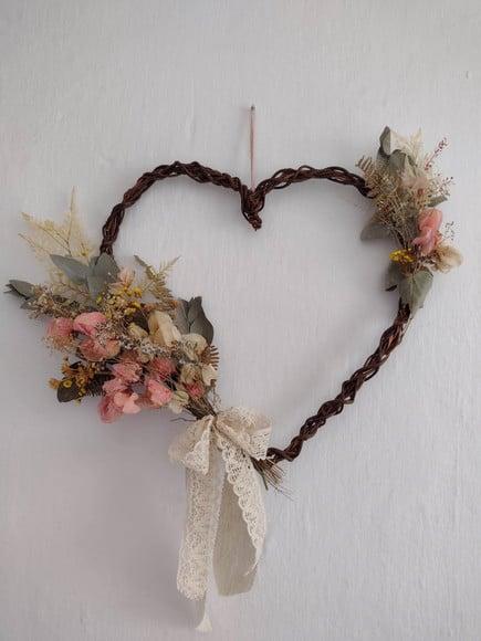 uirlanda Coração com Flores Secas | Decoração Artesanal