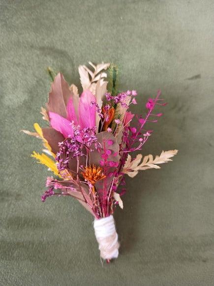 Mini Buquê de Flores Secas com Libélulas Artesanal