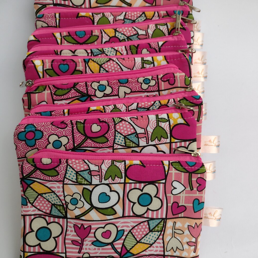 Necessaire reta