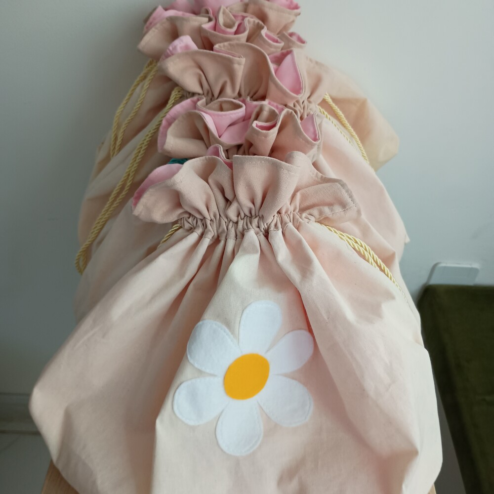 Saco Organizador 35 x 35 cm Margaridas