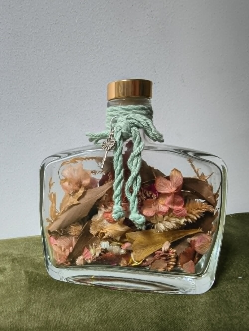 Garrafa Decorativa 350ml com Flores Secas Naturais