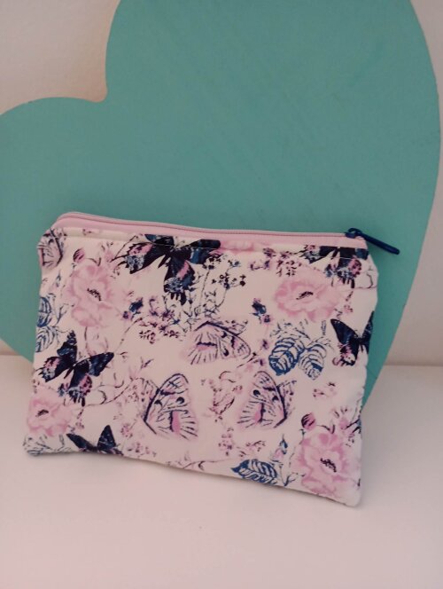 Necessaire reta