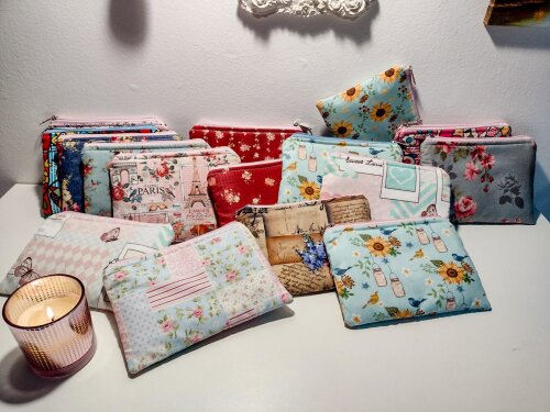 Necessaire reta