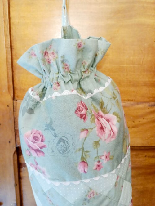 Puxa Saco em Patchwork Artesanal para Cozinha