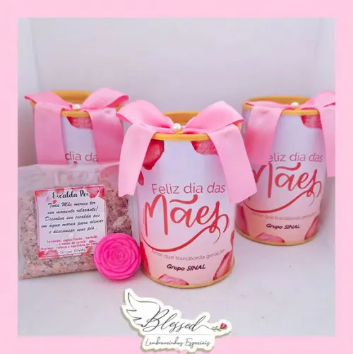 Lembrancinha Maternidade Kit Escalda Pés e Mini Sabonetinho