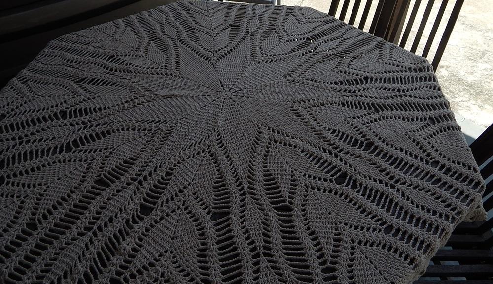 Toalha de Mesa em Croche Tulipas AV101