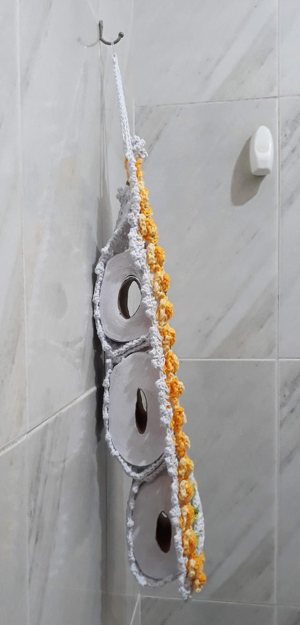 Porta Papel Higiênico Crochê Tulipas - 3 Rolos