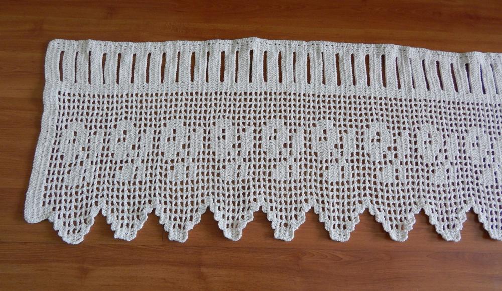 Bandô Flores em Crochê - Compr. 1,25 x 0,40 cm Altura