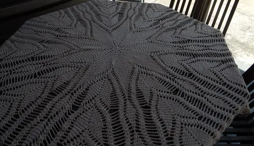 Toalha de Mesa em Croche Tulipas AV101