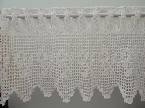 Bandô Flores em Crochê - Compr. 1,25 x 0,40 cm Altura