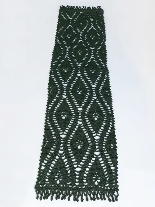 Caminho de Mesa Crochê Floresta