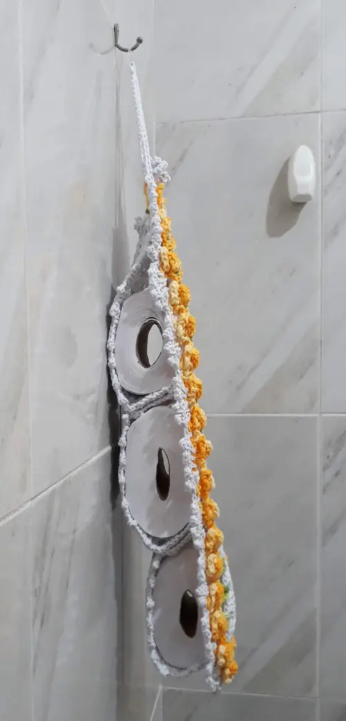 Porta Papel Higiênico Crochê Tulipas - 3 Rolos