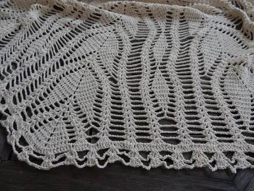 Toalha de Mesa em Croche Tulipas - 1,50 cm diametro