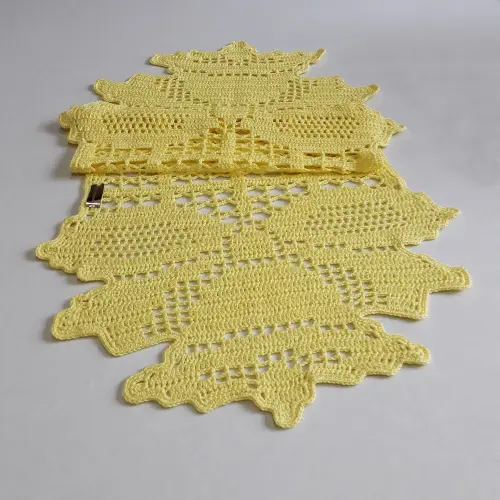 Caminho de Mesa de Crochê Sinos Natalinos