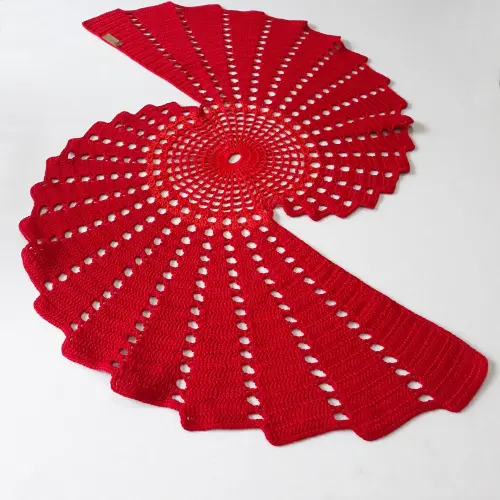 Caminho de Mesa em Crochê Ondas