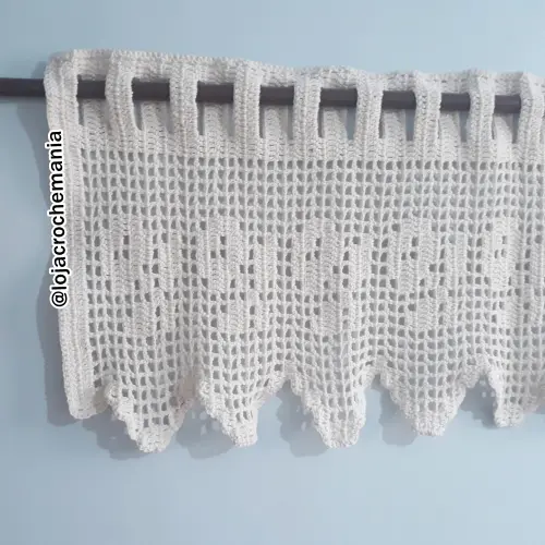 Bandô Flores em Crochê - Compr. 1 Metro x Altur. de 40 cm