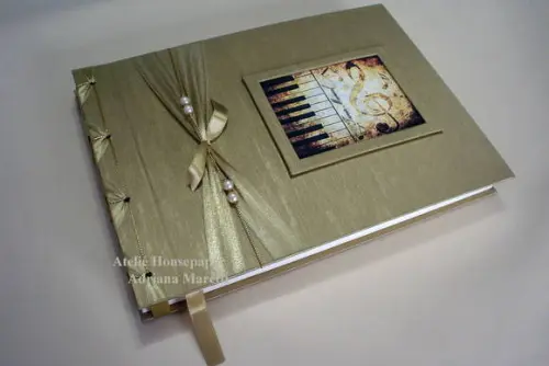 Livro de Assinaturas Dourado