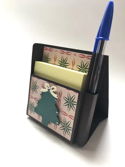 Porta Post it com calendário 2020 e caneta