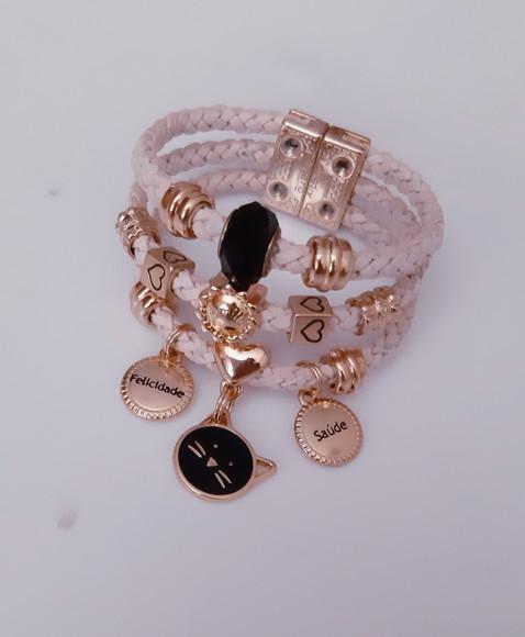 Pulseira em Couro Bege 3 Voltas