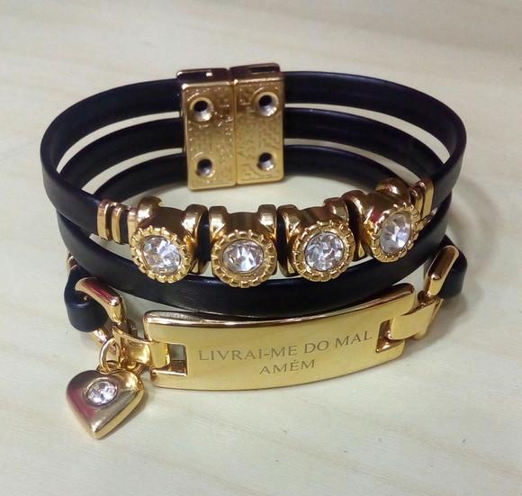 Pulseira em Couro - Livrai-me do mal