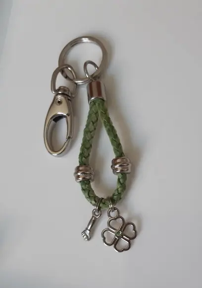 Chaveiro em Couro - Trevo