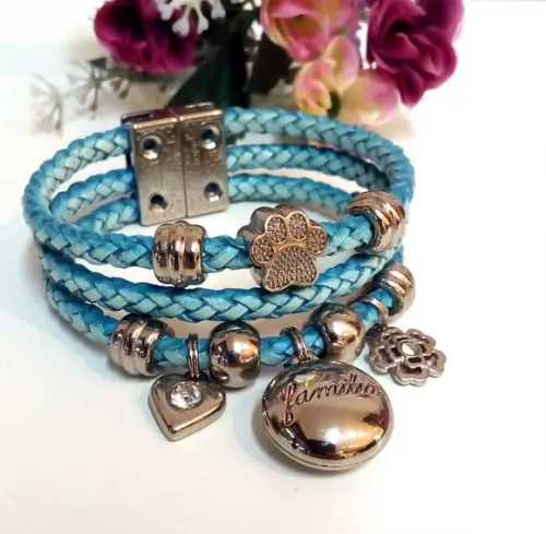 Pulseira em Couro Azul Claro 3 Voltas