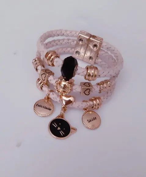 Pulseira em Couro Bege 3 Voltas