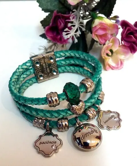 Pulseirae em Couro Verde 3 Voltas