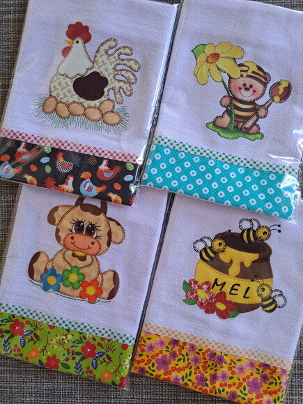 Kit 10 Panos de Prato Patchwork Sortidos com Viés de Algodão