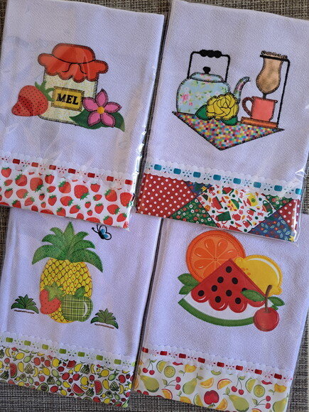 Kit 12 Panos de Prato Patchwork Sortidos com Passa Fita.