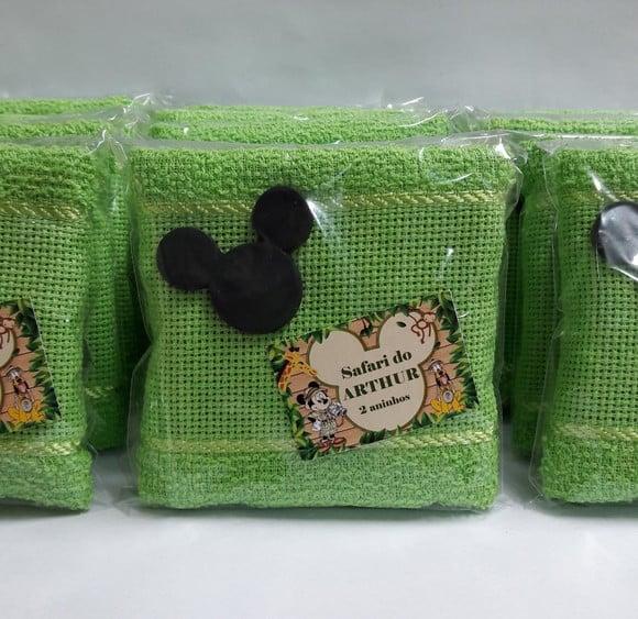 Lembrancinha Mickey Safari