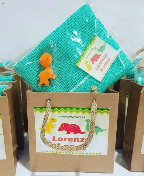 Lembrancinha Dinossauro/sacolinha Dinossauro