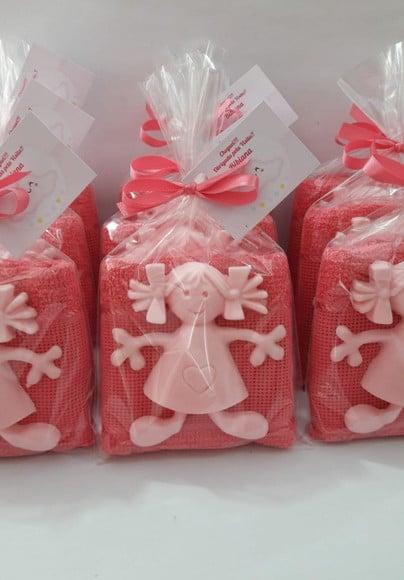 Lembrancinha Boneca