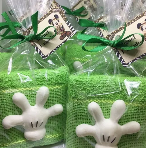 Lembrancinha Mickey Safari, Sabonete Luva do Mickey