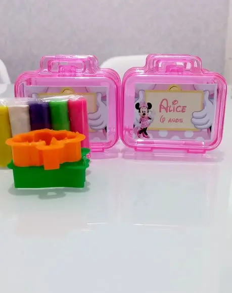 Lembrancinha Minnie Rosa, Maletinha com Massinha