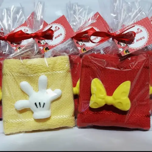 Lembrancinha Minnie/sabonete Minnie