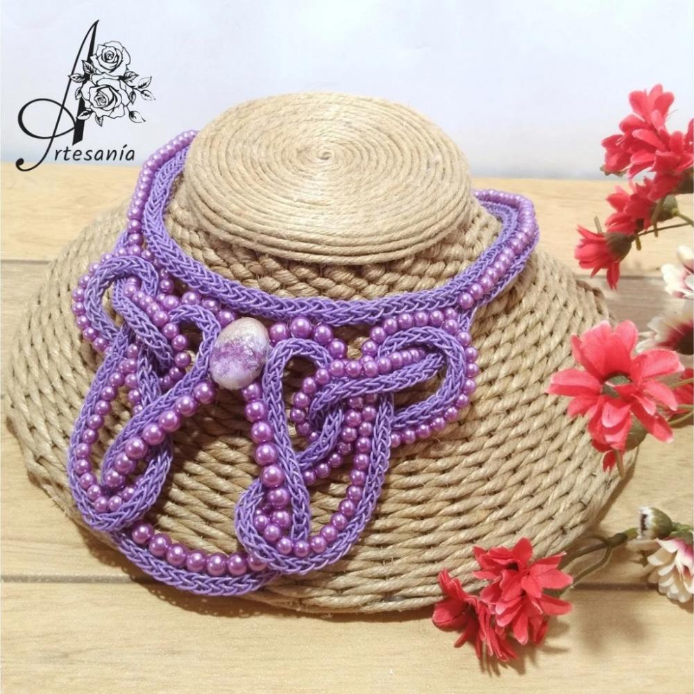 Maxi colar Charlote de Tricot e Nó de Marinheiro em Fio de Cobre