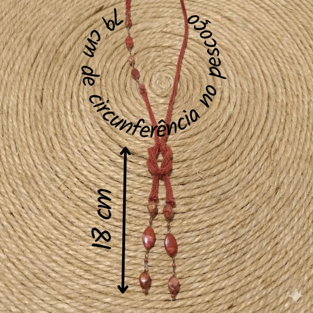 Colar Longo Malu de Tricot e Nó de Marinheiro em Fio de Cobre