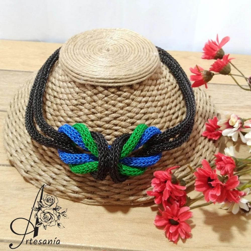 Colar Isabela de Tricot e Nó de Marinheiro em Fio de Cobre