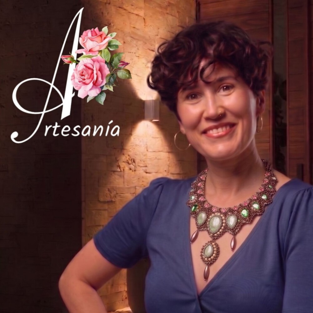 Moda 2026 Feminina Maxi Colar Esmeralda de Bordado com Miçangas