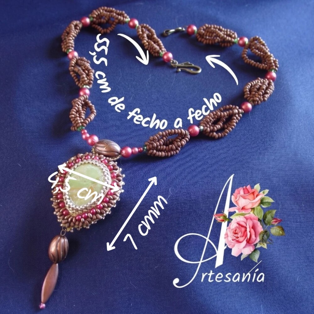 Moda Feminina Colar Esmeralda de Bordado com Miçangas Feito à