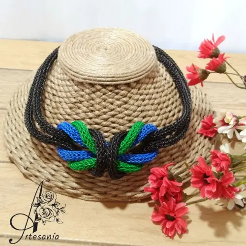 Colar Isabela de Tricot e Nó de Marinheiro em Fio de Cobre