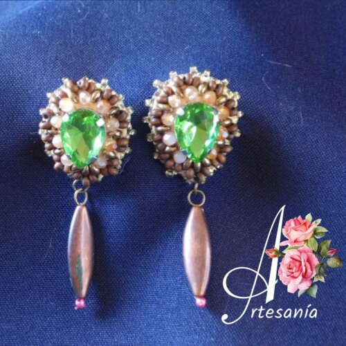 Brincos Esmeralda de Bordado com Miçangas