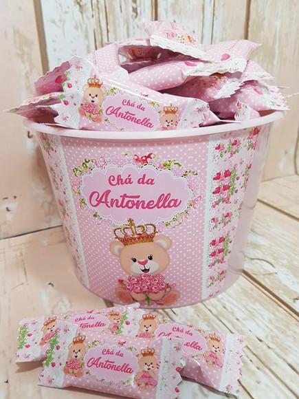 1 Baldinho com 100 Balas Ursinha Princesa