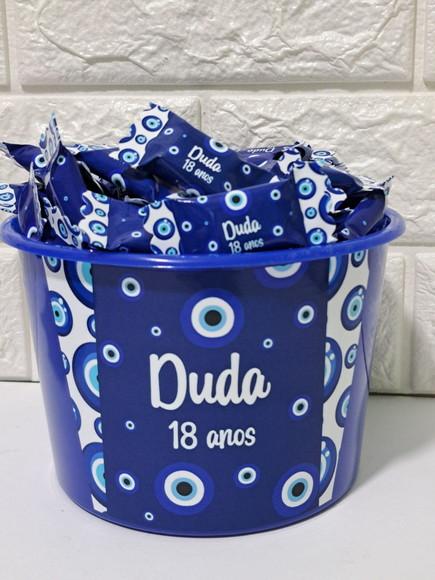 1 Balde com 100 Balas Olho Grego